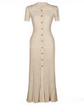 Elegantes Strickkleid Damen – Figurbetontes Kleid mit Knopfleiste