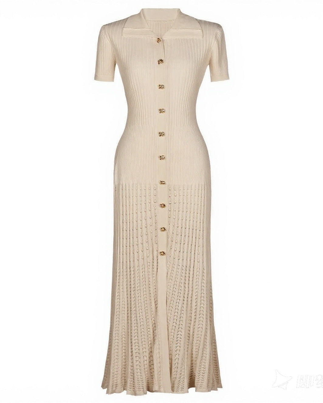 Elegantes Strickkleid Damen – Figurbetontes Kleid mit Knopfleiste
